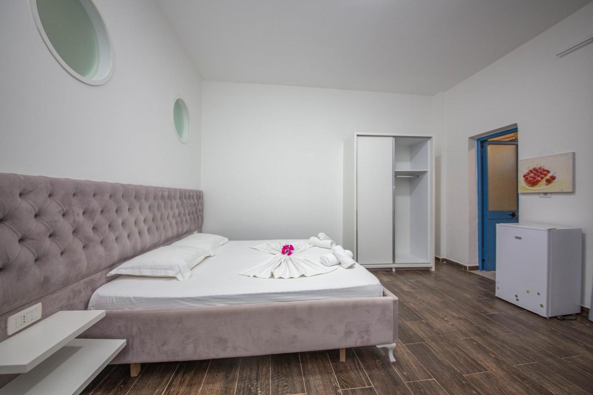 Hotel 2e & 3*