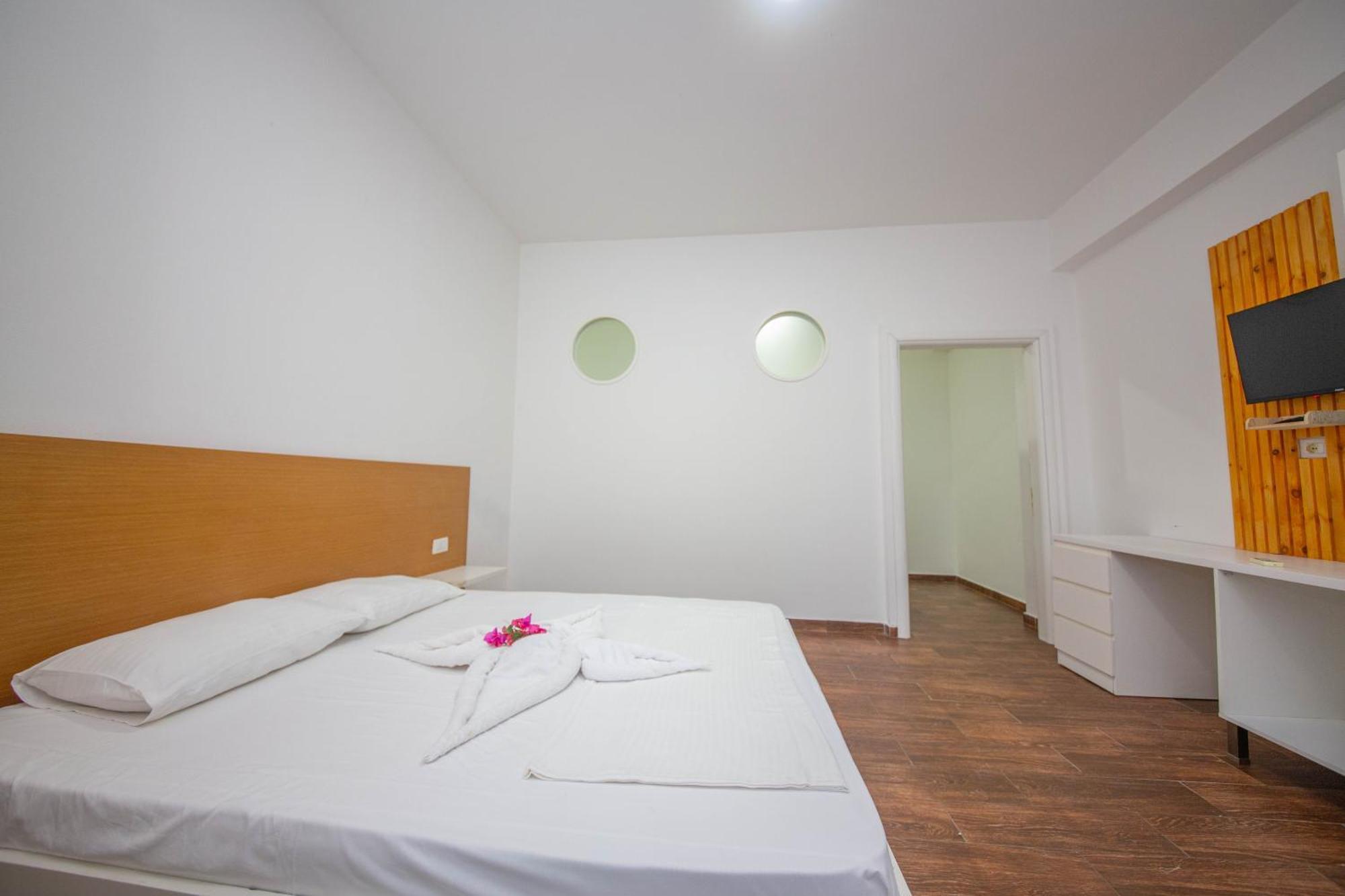 Hotel 2e & 3*